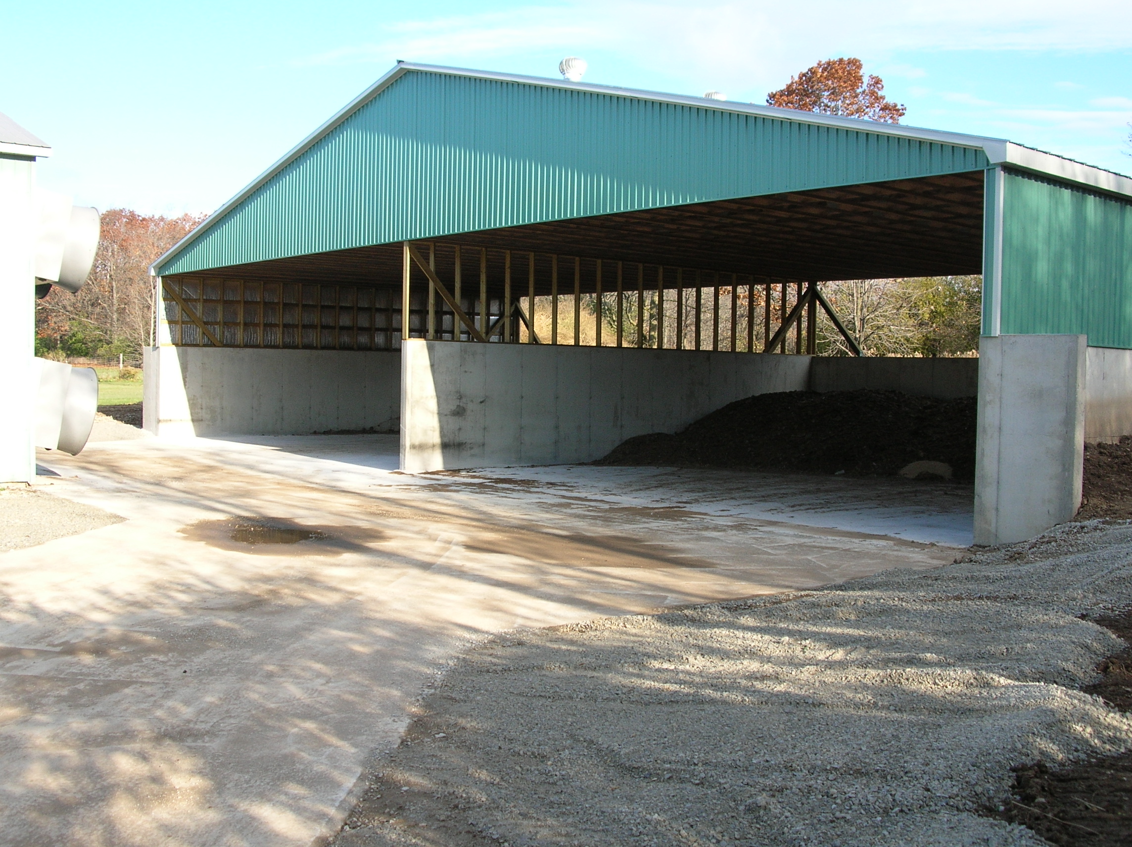 Poultry Manure Storage